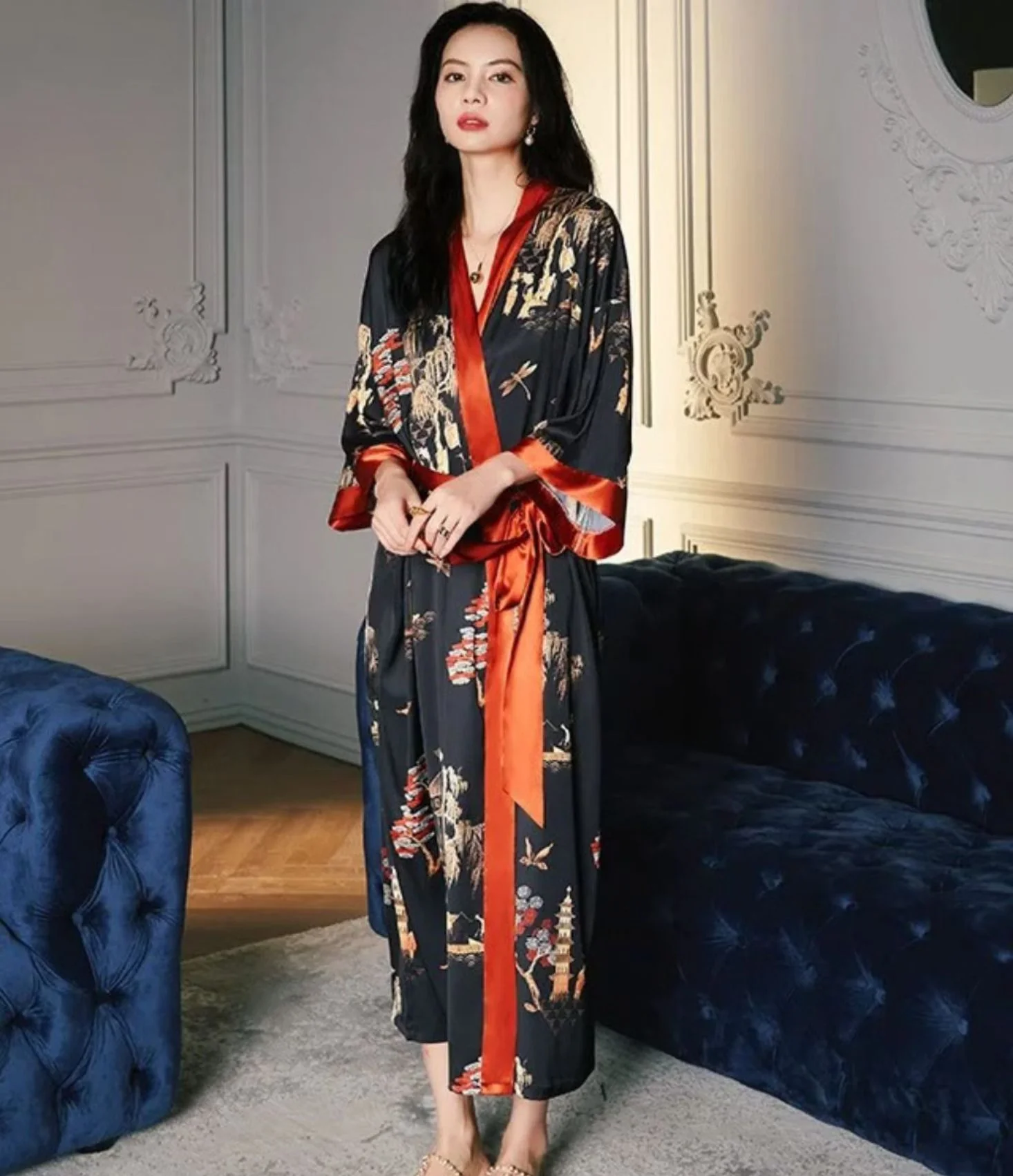 Akegane Kimono Robe - Image 4