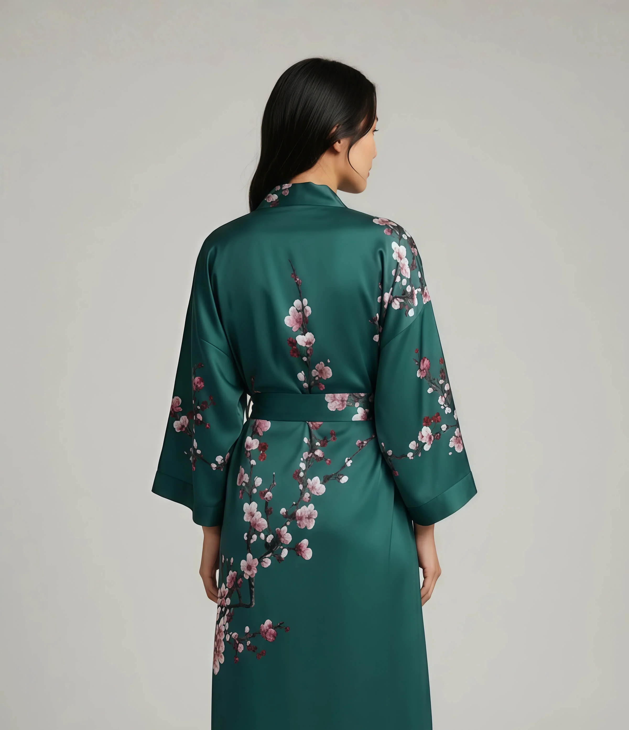 Sakuragi Kimono Robe - Image 3